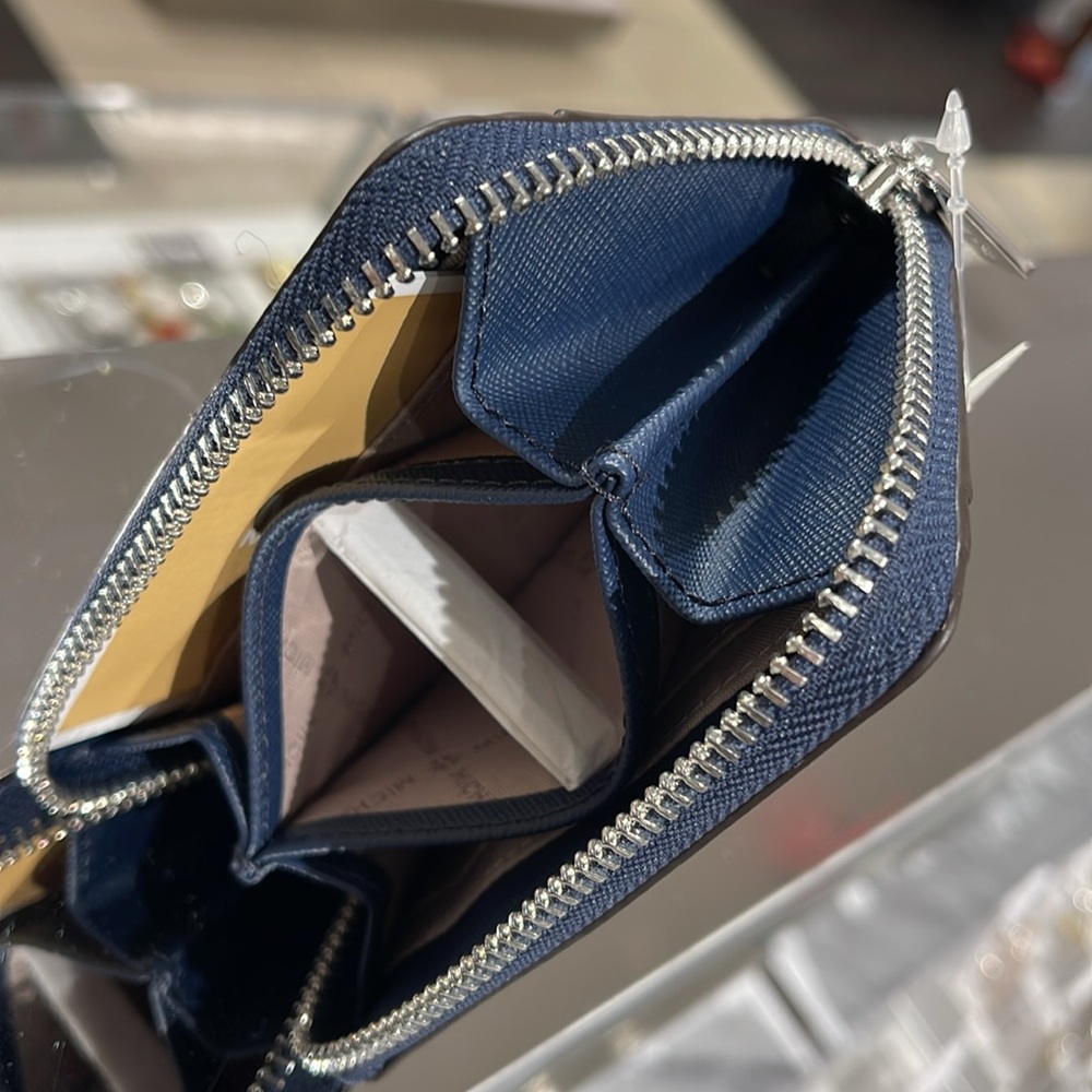 Michael Kors Navy Card Holder - Picture 12 of 16